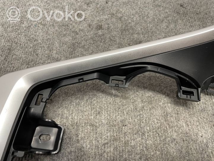 Toyota RAV 4 (XA50) Garniture de panneau console centrale 5880542100