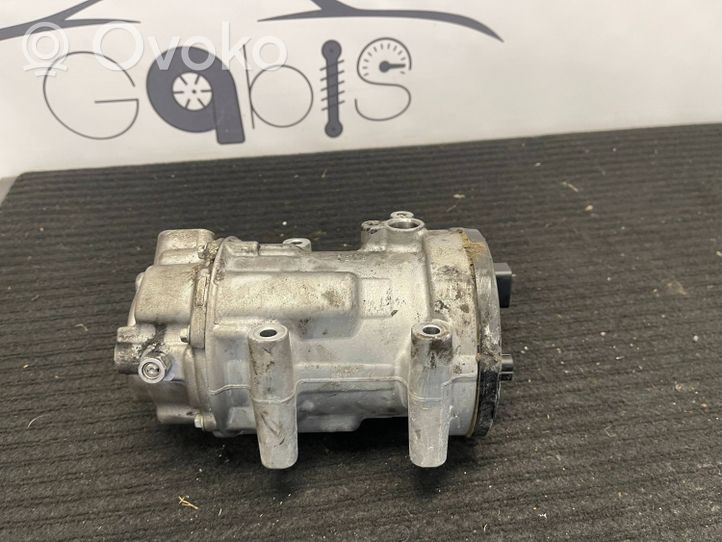 Toyota RAV 4 (XA50) Klimakompressor Pumpe 0424001101