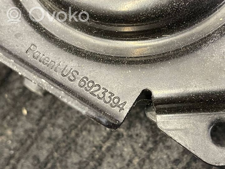 Dodge RAM Spare wheel mounting bracket 6923394