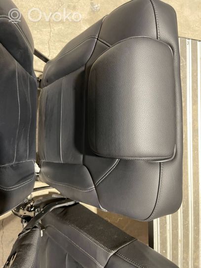Mercedes-Benz GLS X166 Fotele tylne trzeciego rzędu 