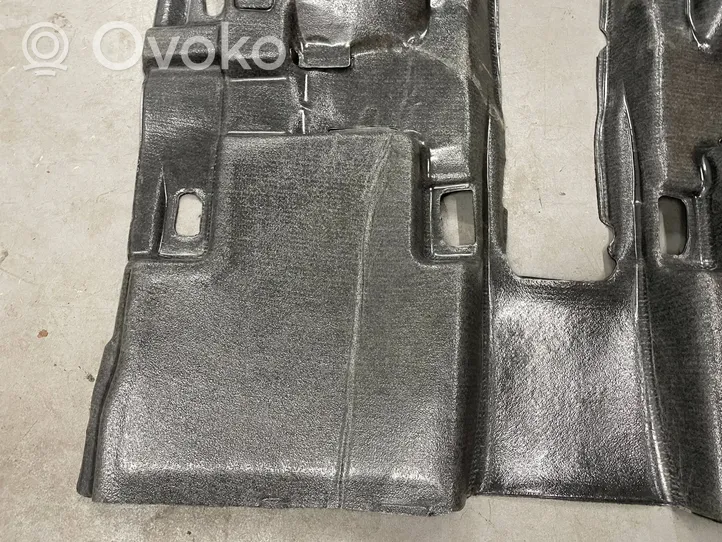 Toyota RAV 4 (XA50) Moquette intérieure 5851042D10