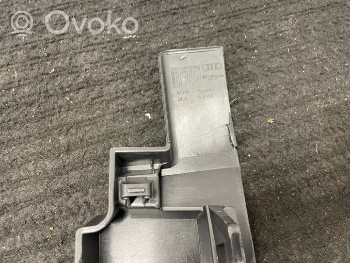 Audi Q3 F3 Keskikonsolin takasivuverhoilu 83F863052