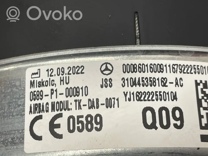 Mercedes-Benz GLA H247 Ohjauspyörä A0050051399