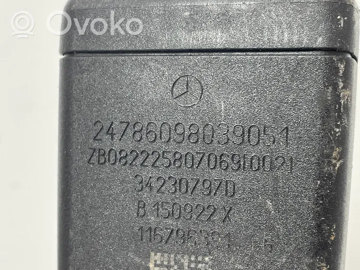 Mercedes-Benz GLA H247 Keskipaikan turvavyön solki (takaistuin) A2478609803