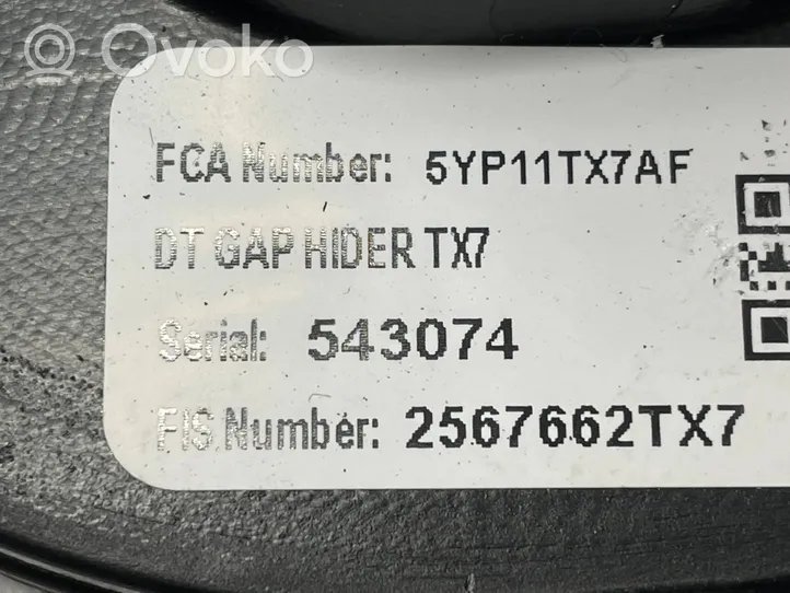 Dodge RAM Moldura inferior de la columna de dirección 5YP11TX7AF