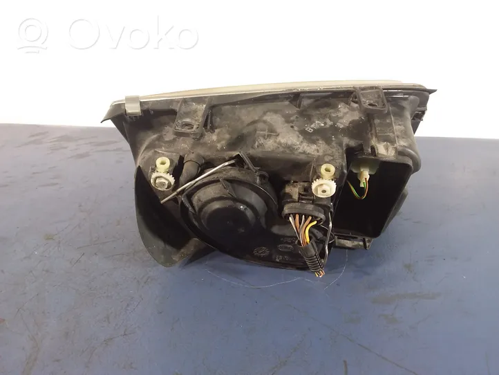 Volkswagen Bora Faro/fanale 693597-00L2