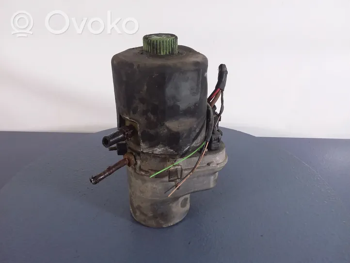 Skoda Fabia Mk1 (6Y) Ohjaustehostimen pumppu 01