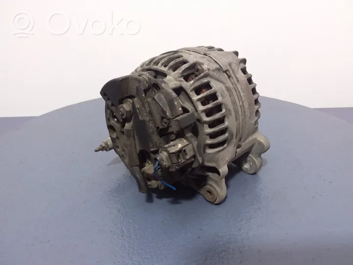 Volkswagen PASSAT B5.5 Generatore/alternatore 028903029B