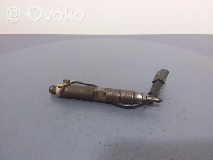 Skoda Fabia Mk1 (6Y) Injecteur de carburant 038130202C