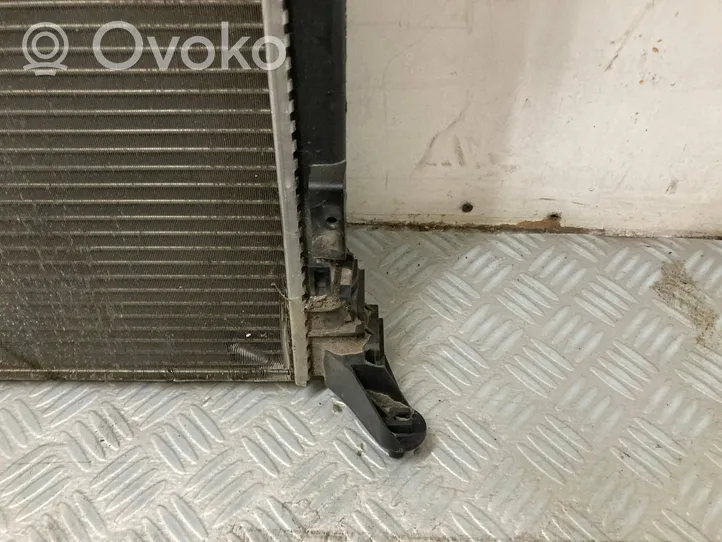 Nissan Qashqai Radiatorių komplektas 214107399R