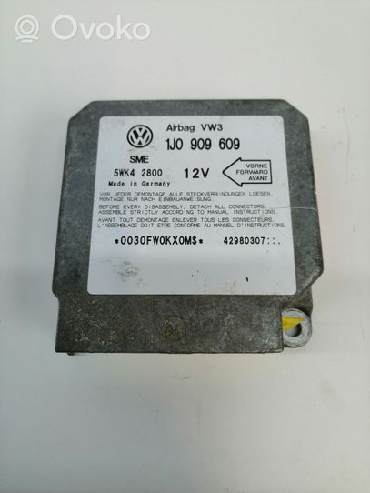 Volkswagen Bora Turvatyynyn ohjainlaite/moduuli 1J0909609