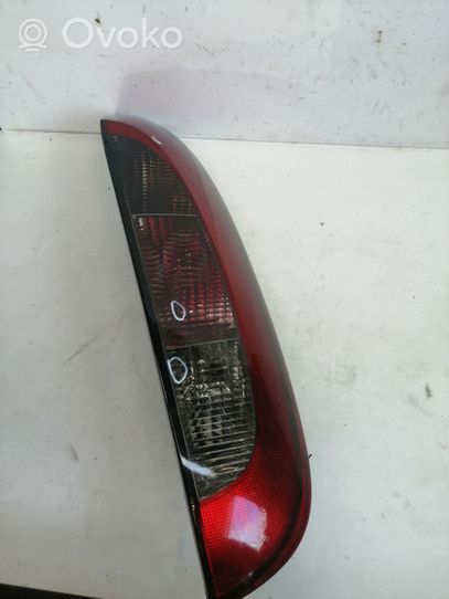 Opel Corsa C Lampa tylna 