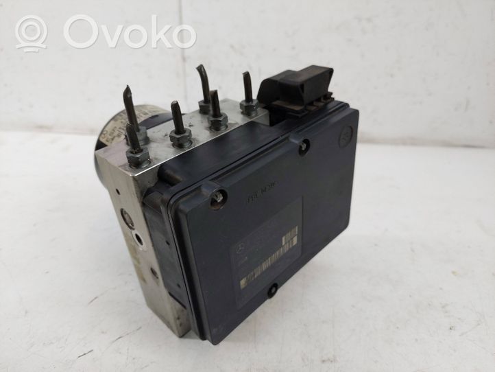 Mercedes-Benz C W203 ABS Pump A2095452532