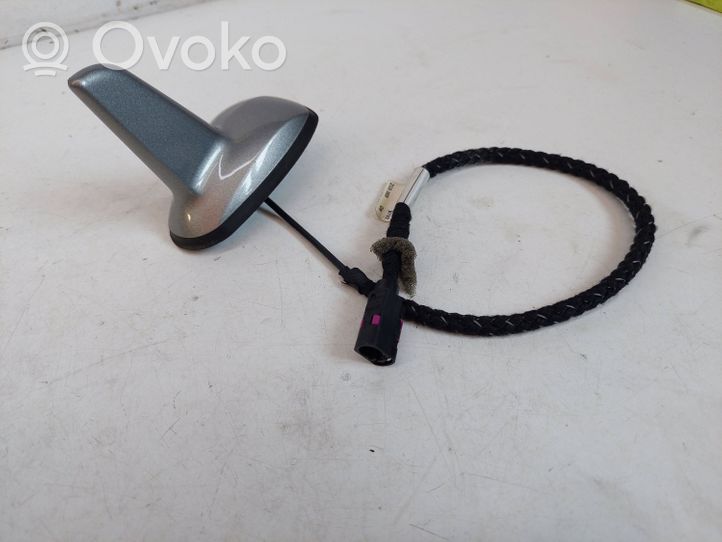 Mercedes-Benz E W211 Radion antenni A2118205475