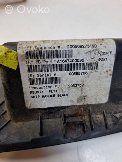 Mercedes-Benz ML W164 Cache serrure de hayon/coffre arrière A1647400030