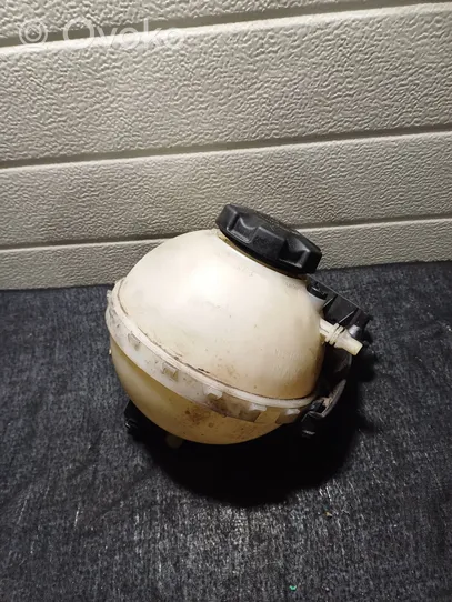 BMW 3 F30 F35 F31 Coolant expansion tank/reservoir 7609470