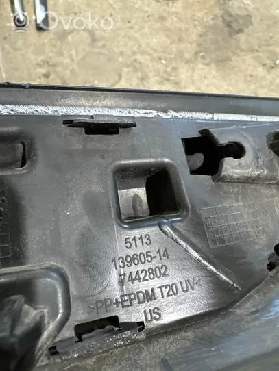 BMW X3 G01 Aizmugurē durvju dekoratīvā apdare (moldings) 7442802