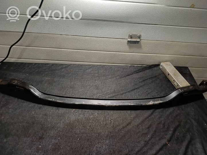 BMW 5 F10 F11 Radiatoru paneļa apakšējā daļa (televizora) 8037631