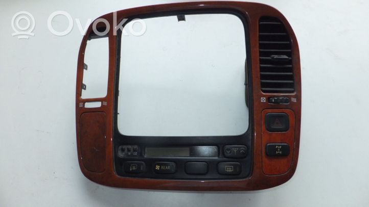 Toyota Land Cruiser (J100) Panel klimatyzacji / Ogrzewania 8401060200