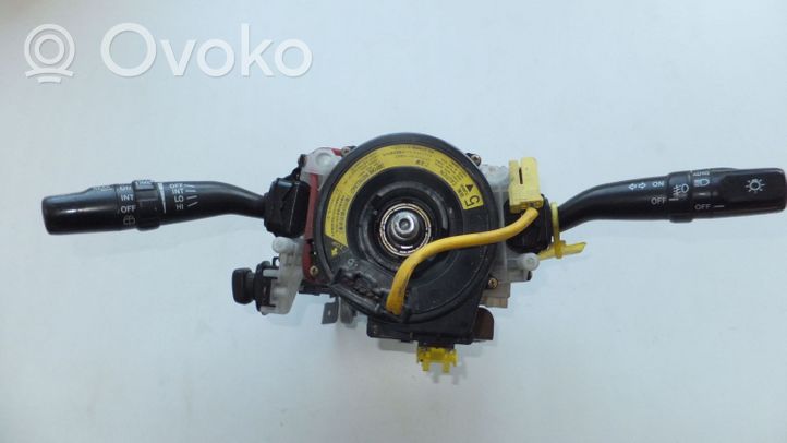 Toyota Land Cruiser (J100) Leva indicatori 843106A740