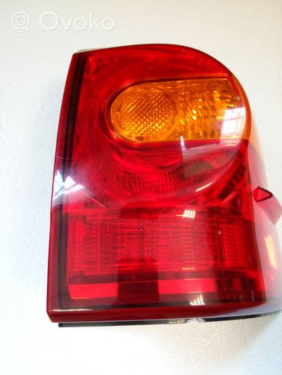 Toyota Land Cruiser (J200) Lampa tylna 81550-60A80