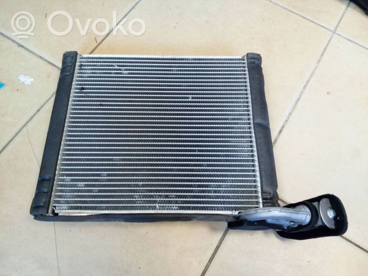 Toyota Avensis T270 Radiateur condenseur de climatisation 