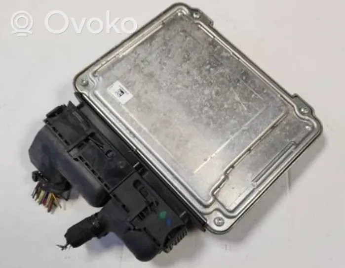 Volkswagen Golf VII Sterownik / Moduł ECU 04C907309BB