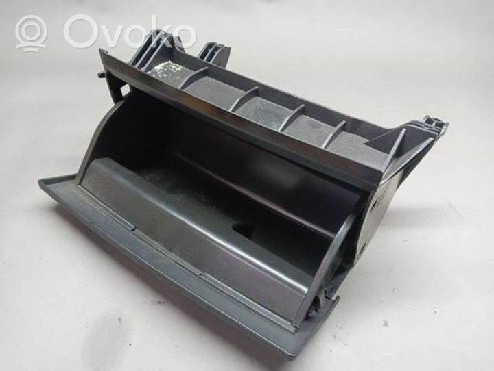 Audi A3 S3 A3 Sportback 8P Tool box 8P0881578