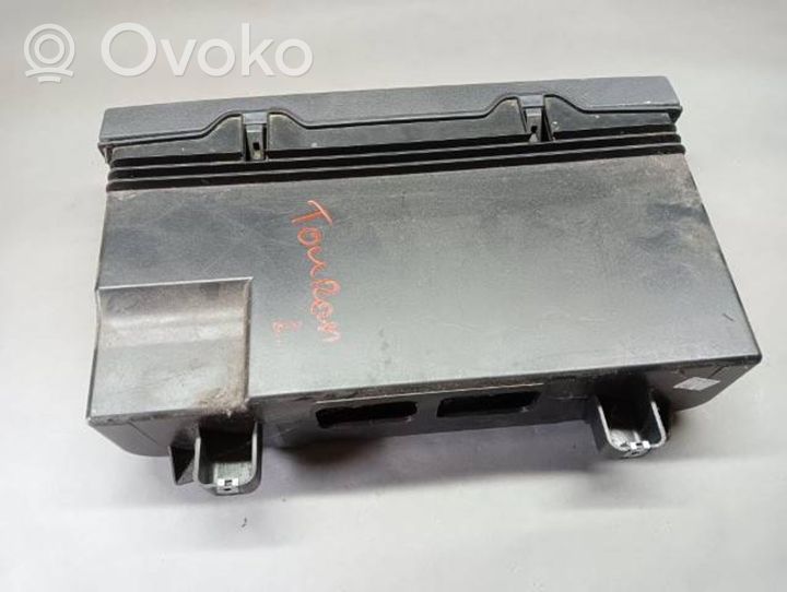 Volkswagen Touran II Tiroir / boîte de rangement console centrale 1T0881580C