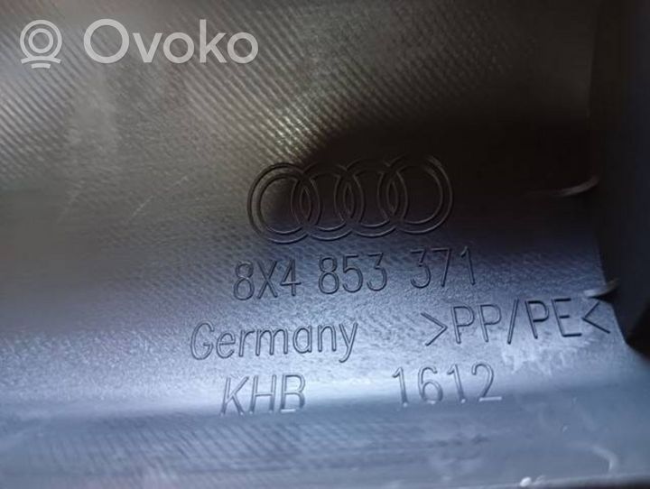 Audi A1 Priekinio slenksčio apdaila (vidinė) 8X4853371