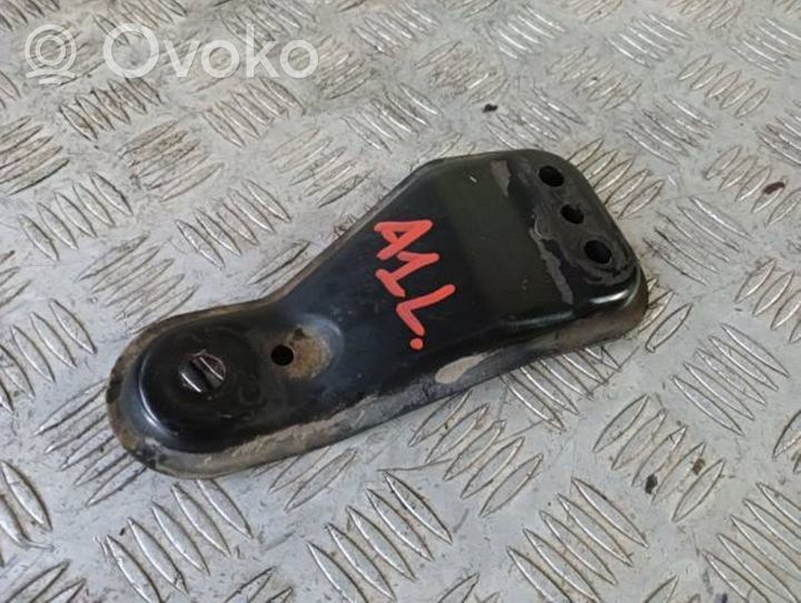 Audi A1 Inny element zawieszenia przedniego 6R0199517