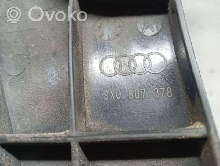 Audi A1 Galinis laikiklis bamperio 8X0807378