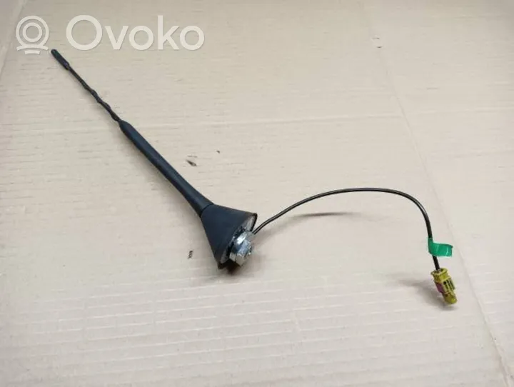 Audi A1 Radion antenni 8X4035501A