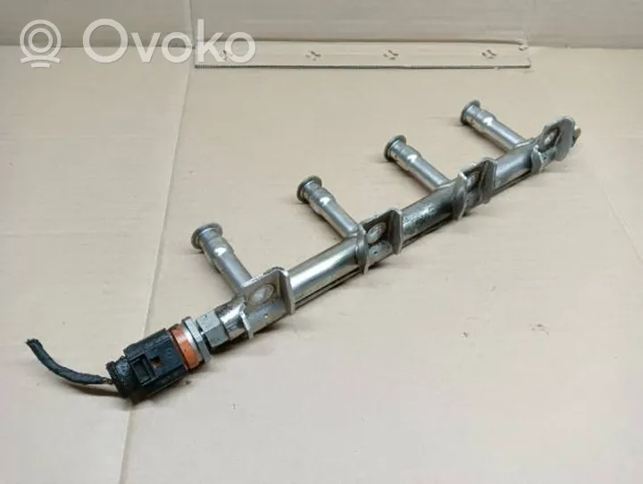 Skoda Rapid (NH) Fuel main line pipe 06J906051D