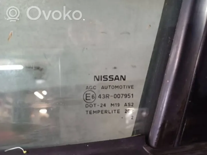 Nissan Juke I F15 Priekinės durys D96A