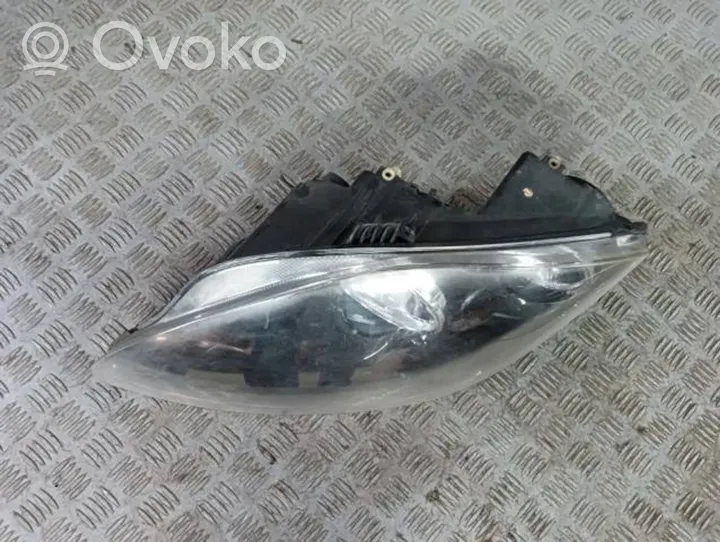 Seat Leon (1P) Lampa przednia 8P2941033A