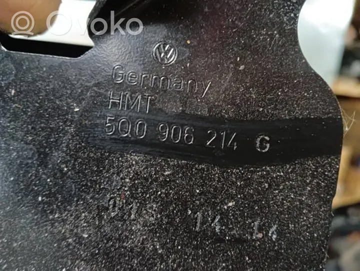 Audi A3 S3 8V Inne części komory silnika 5Q0906214G