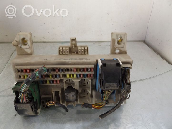 Ford Focus C-MAX Fuse module 3M5T14A073BF