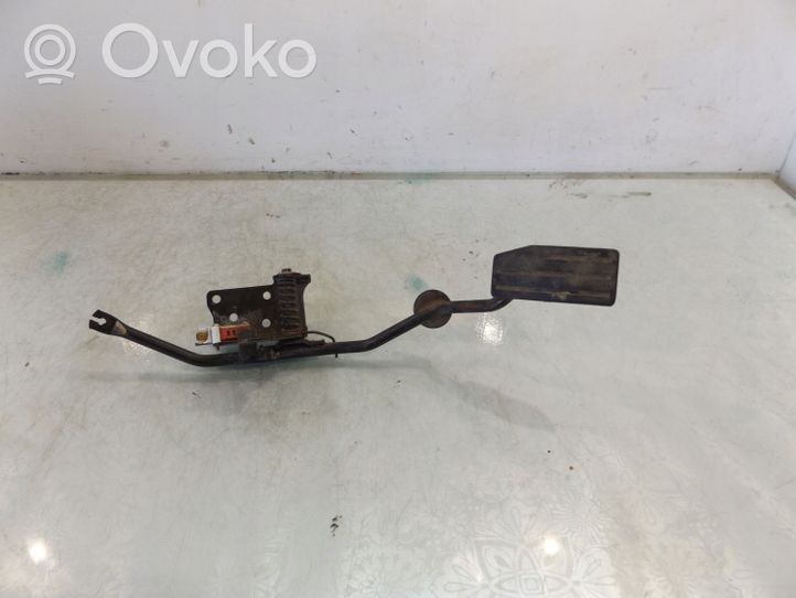 Opel Frontera A Accelerator throttle pedal 