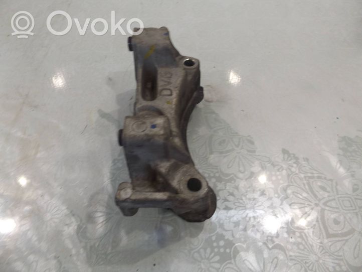 Citroen C4 Grand Picasso Engine mounting bracket 9681861680