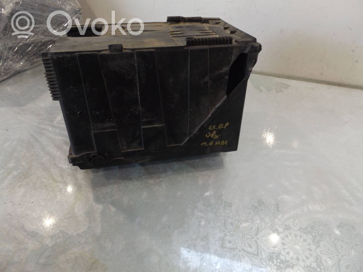 Citroen C4 Grand Picasso Support boîte de batterie 