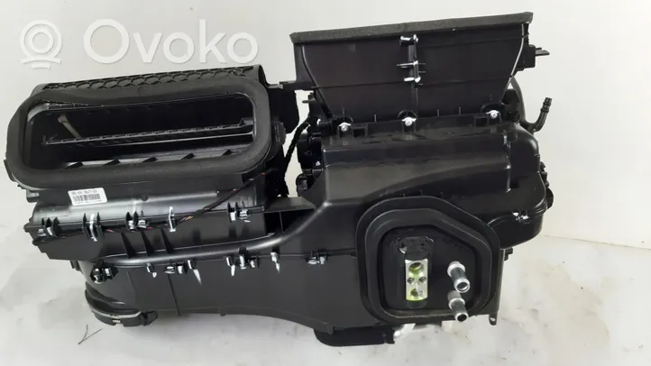 Volvo XC40 Scatola climatizzatore riscaldamento abitacolo assemblata 32226362