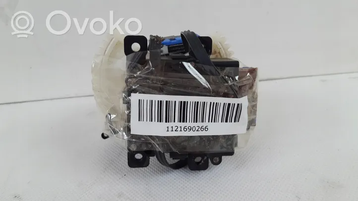 Toyota RAV 4 (XA40) Motorino attuatore ricircolo aria dell’A/C 063800-2110