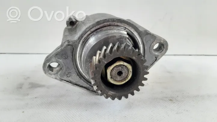 Toyota Land Cruiser (J200) Alipainepumppu 29300-17010