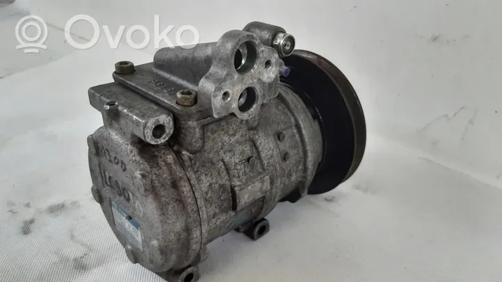 Toyota Land Cruiser (J200) Compressore aria condizionata (A/C) (pompa) 447200-4555