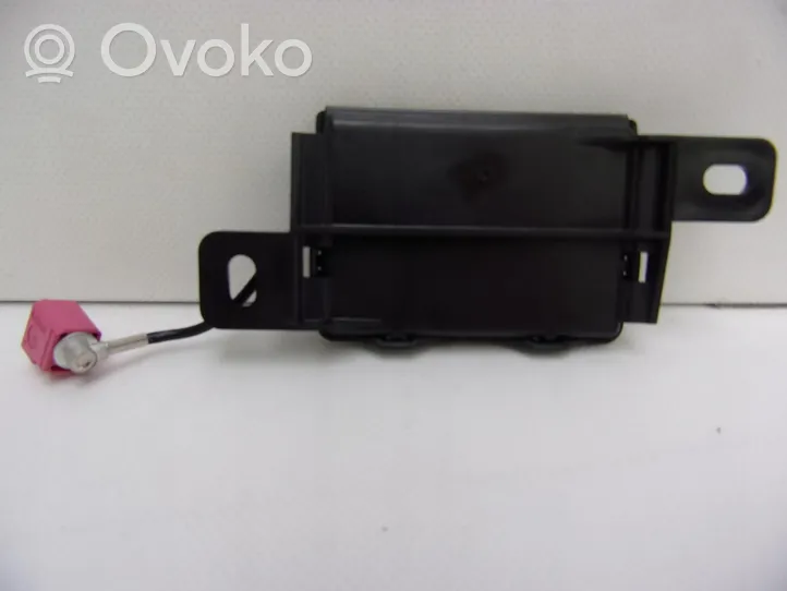 Jeep Cherokee Antenas vadības bloks 68184446AA