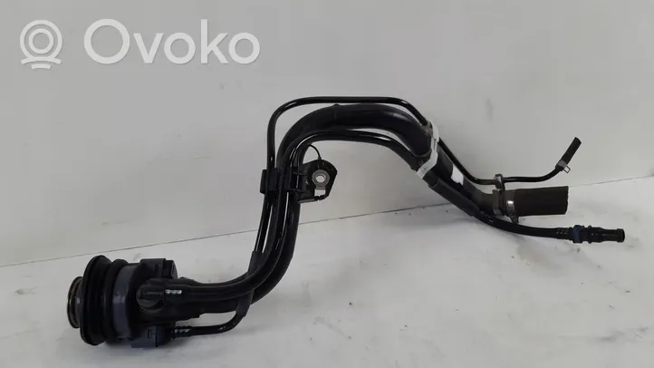 Toyota C-HR Tubo e bocchettone per riempimento serbatoio del carburante 77201-F4090