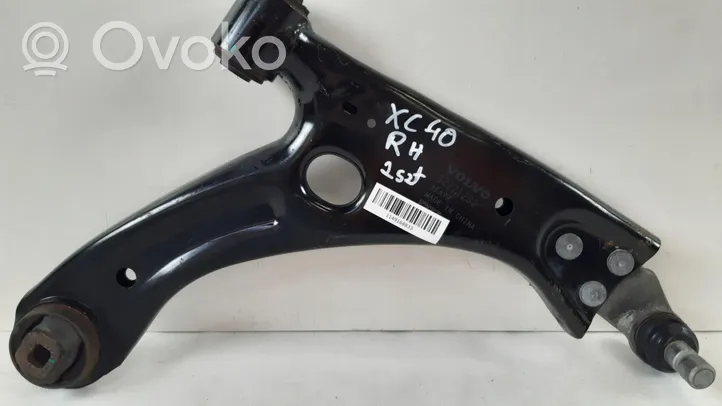 Volvo XC40 Braccio di controllo sospensione anteriore 32221282