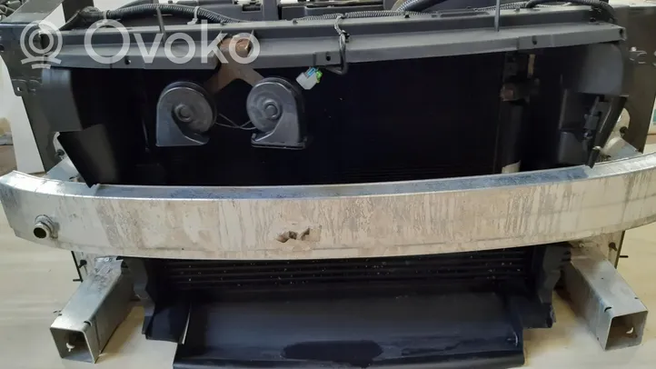 Jeep Cherokee Support de radiateur sur cadre face avant 52014618AE