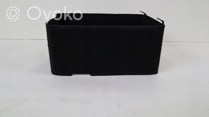 Volvo XC40 Vassoio scatola della batteria 2009243369